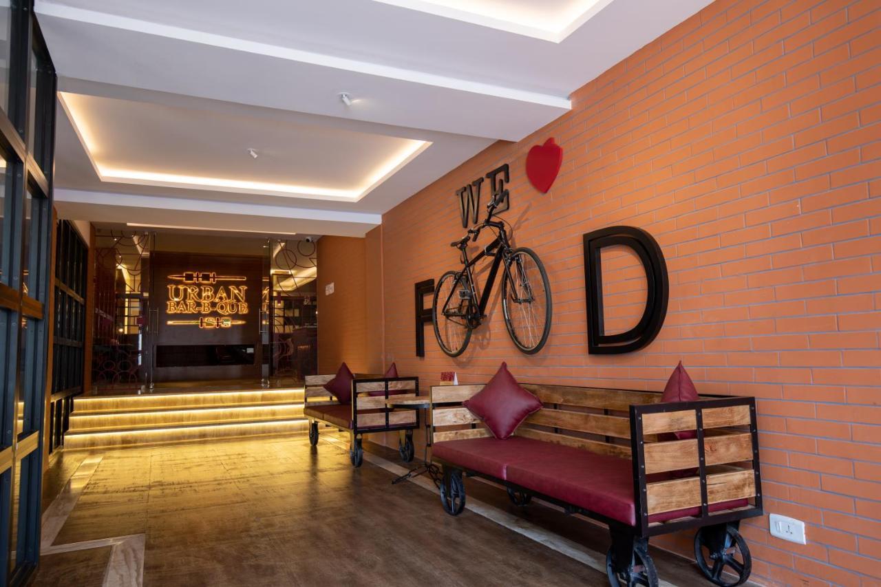 Hotel Jenneys Residency Coimbatore Zewnętrze zdjęcie