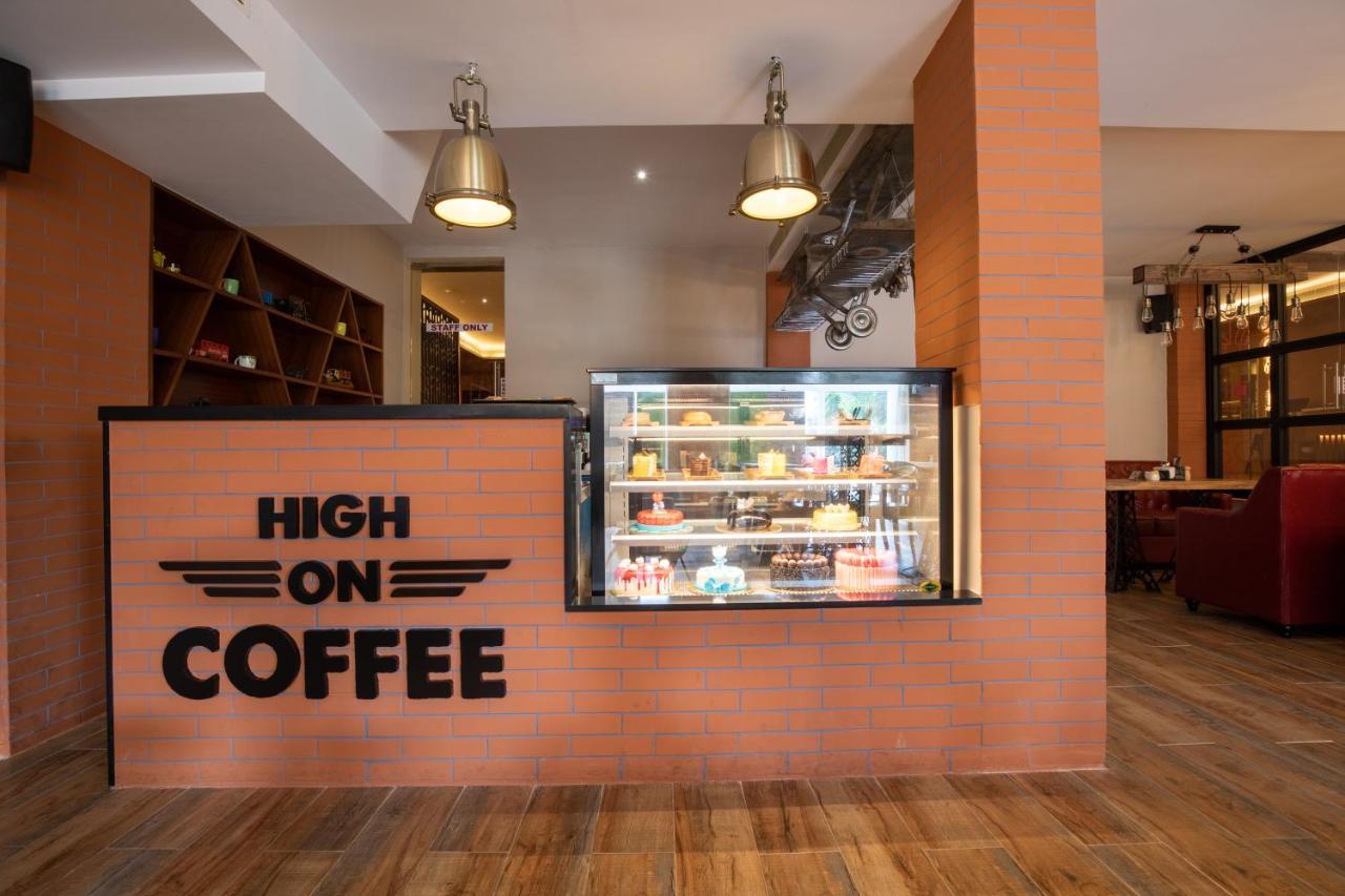 Hotel Jenneys Residency Coimbatore Zewnętrze zdjęcie