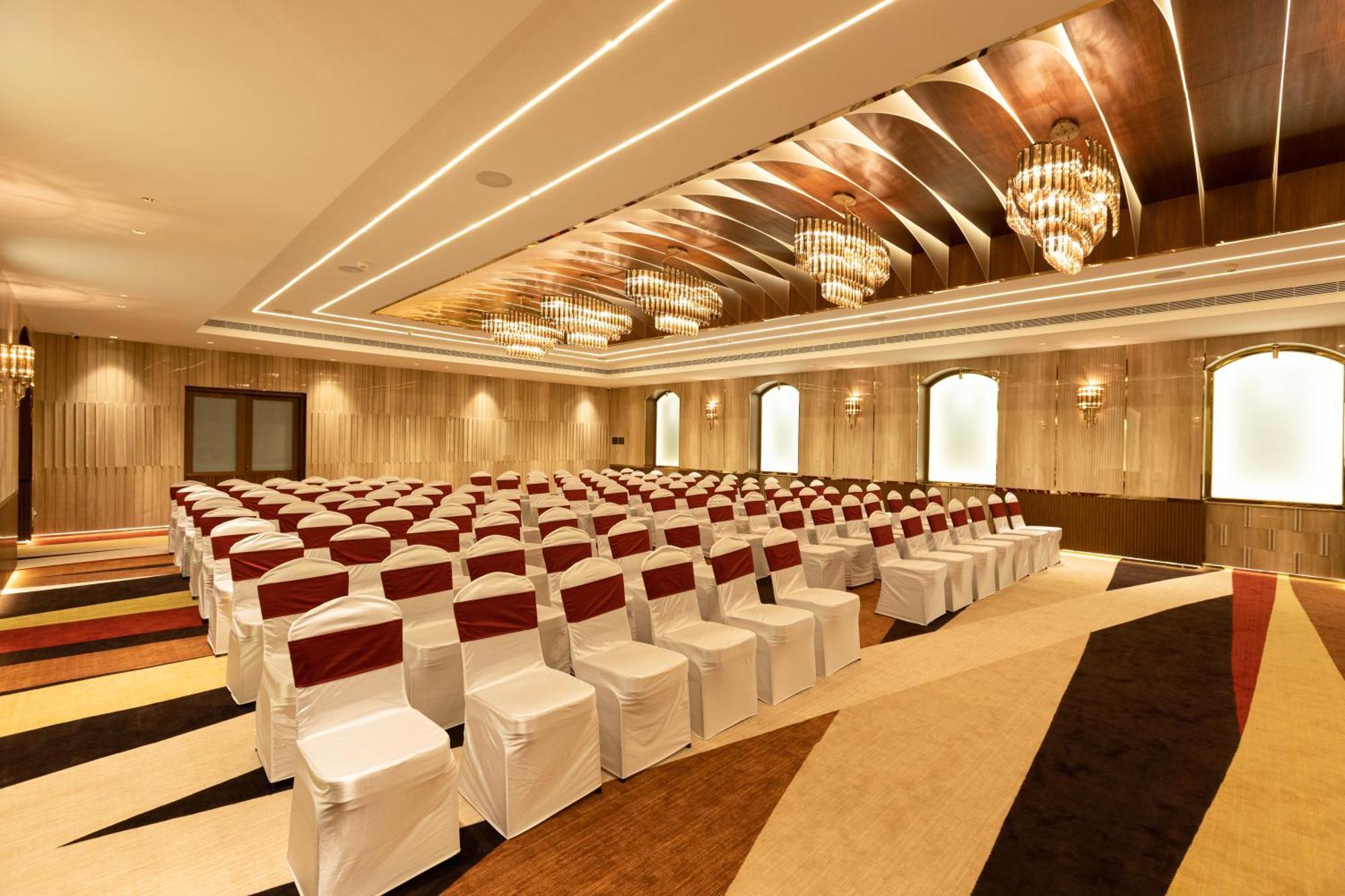 Hotel Jenneys Residency Coimbatore Zewnętrze zdjęcie
