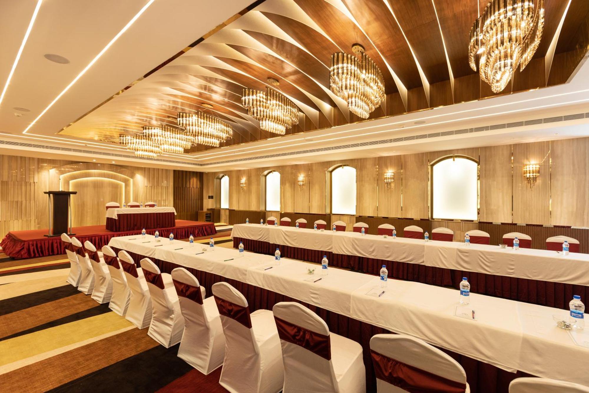 Hotel Jenneys Residency Coimbatore Zewnętrze zdjęcie